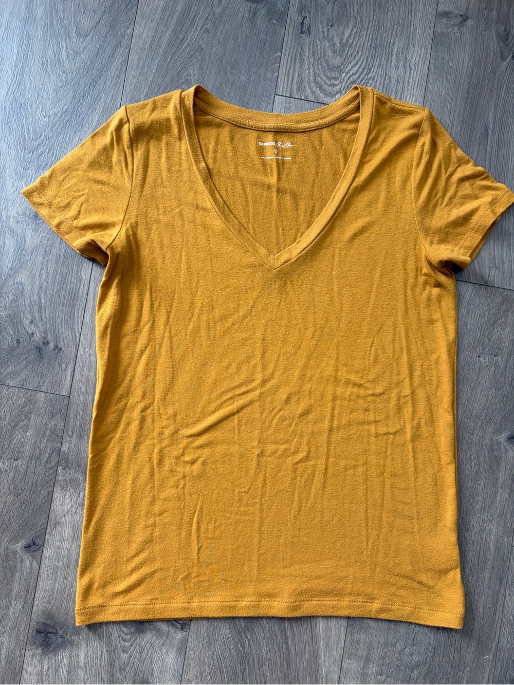 Express V-Neck Tee in Mustard